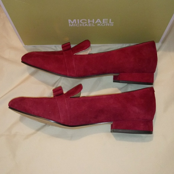 Michael Kors Caroline Loafer - Picture 9 of 11